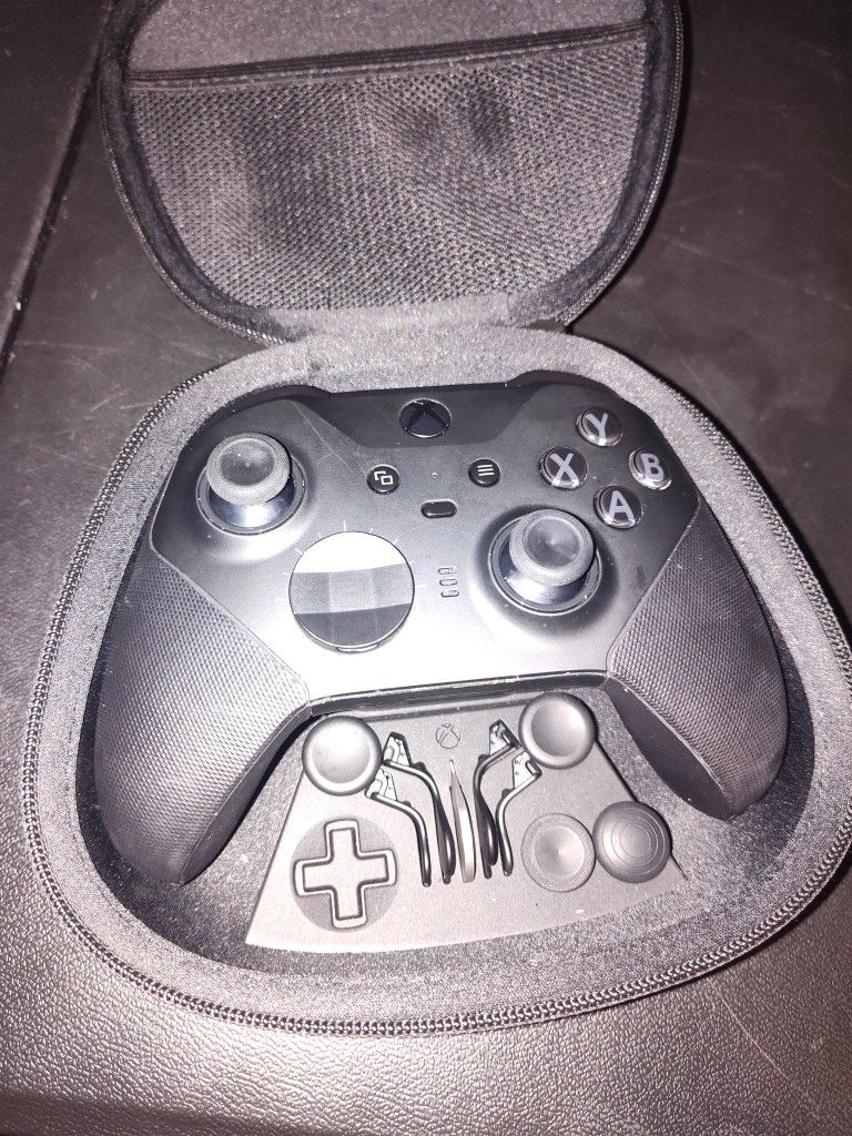 Microsoft Xbox Elite Series 2 Wireless Controller- Black for Sale in ...