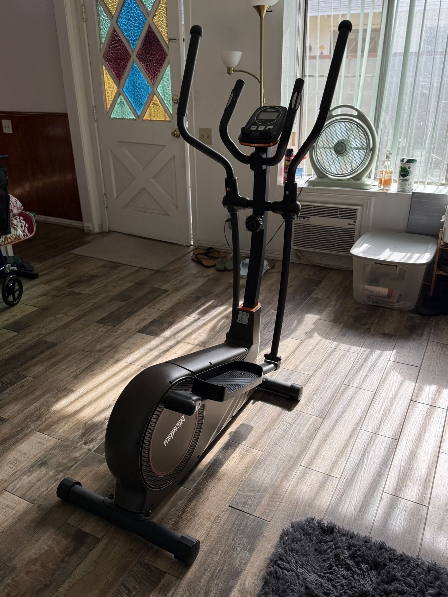 Elliptical Machine (500lbs capacity)