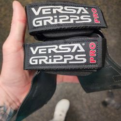 Weightlifting Grips Versa Grips