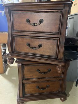 2 side tables