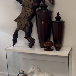 MODERN CONSOLE TABLE 