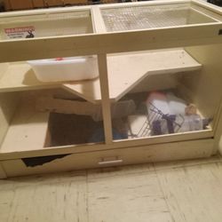 ANIMAL CAGE FOR RABBIT OR OTHER SMALL CREATURE