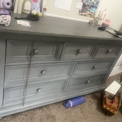 7 Drawer Dresser