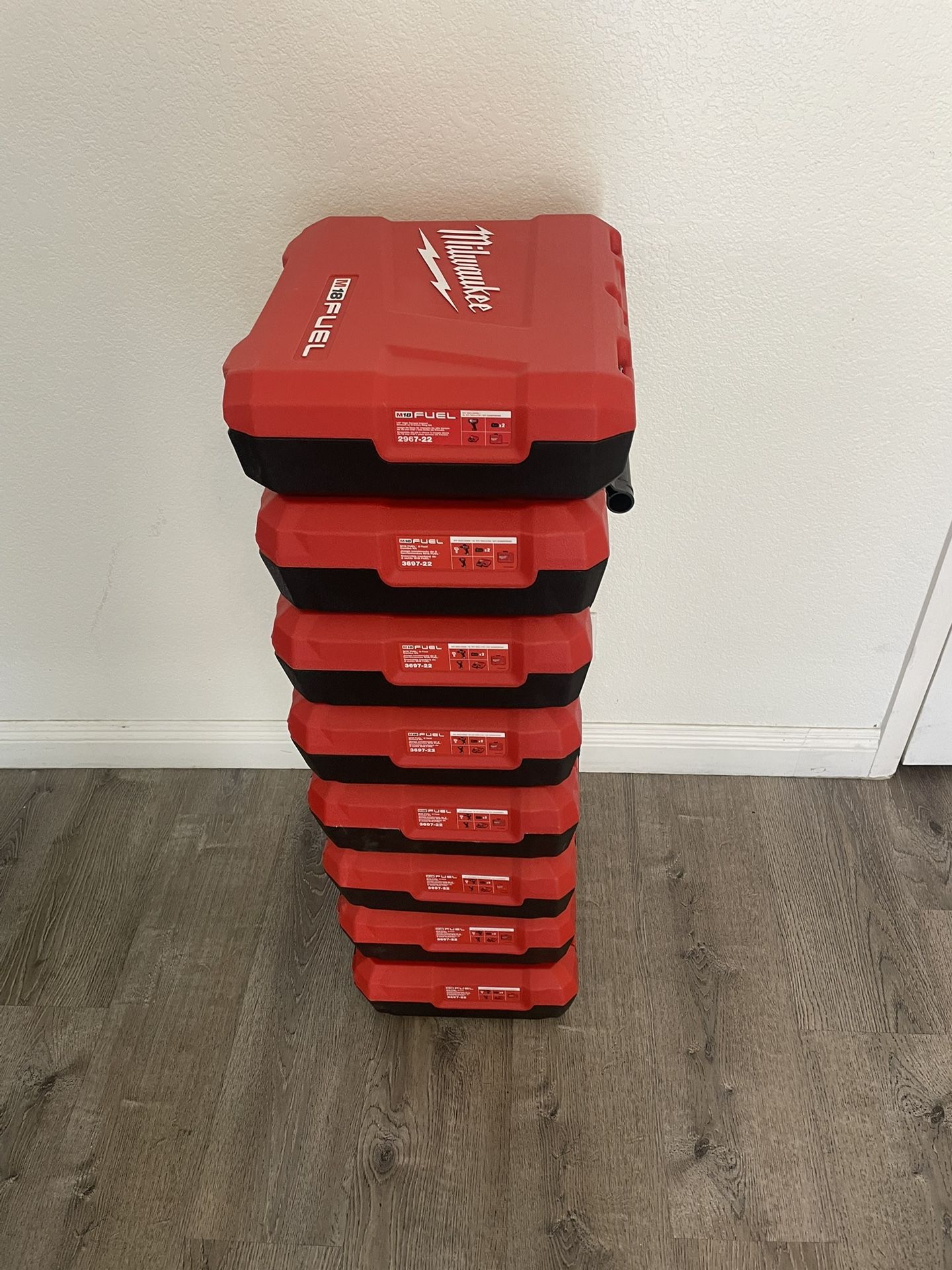 New Milwaukee Tool Boxes $3 Each-Cada Uno (See All Pictures)
