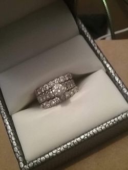 Wedding set white gold/ diamond ring