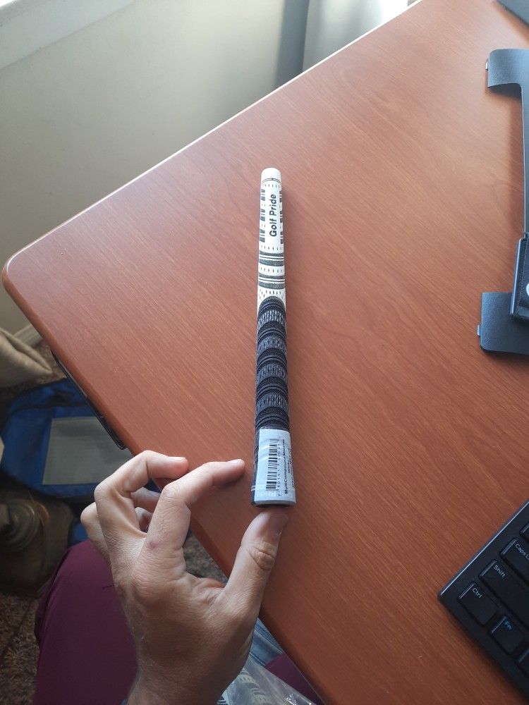 Golf Pride MCC Midsize Black And White