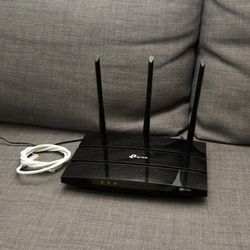 TP-Link Dual Band Gigabit Wi-Fi router


