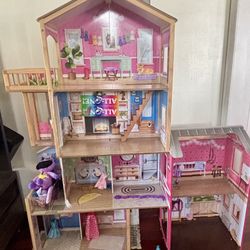 KidKraft Doll House