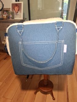 Denim and Sherpa Dod Car Seat