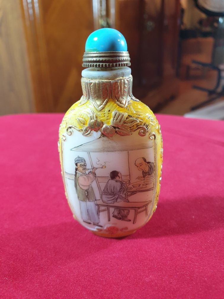 chinese antique snuff bottle