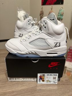 Size 7.5 - Air Jordan 5 Retro White Metallic 2026