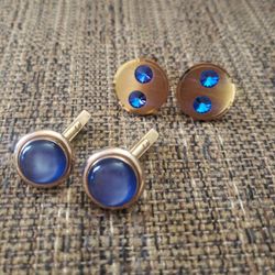 2 pair gold/blue cufflinks like new!