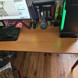 Sturdy Wood and Metal Computer Desk