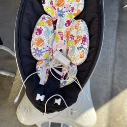 4moms Baby Swing/bouncer