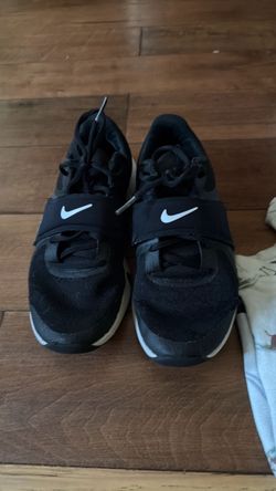 Todo por $ 10 ropa S tenis size 6/7 y 5  buenas condiciones