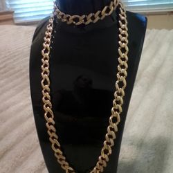 Gorgeous Woman's Sets 