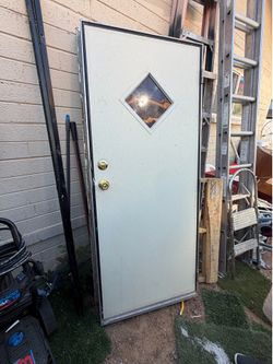 Mobile Home Exterior Door Diamond Window 32”x76”