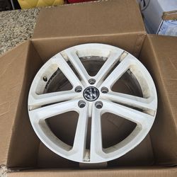 White 18" OEM Rims for VW Jetta GLI