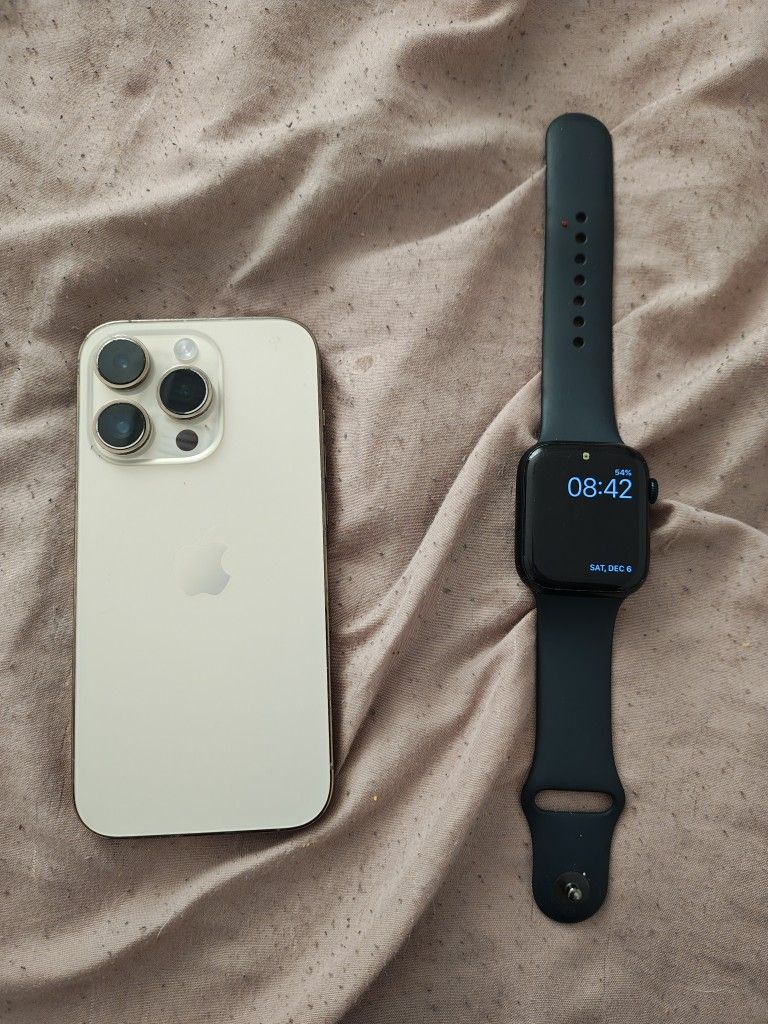 iPhone 14 Plus And Apple Watch Series 6