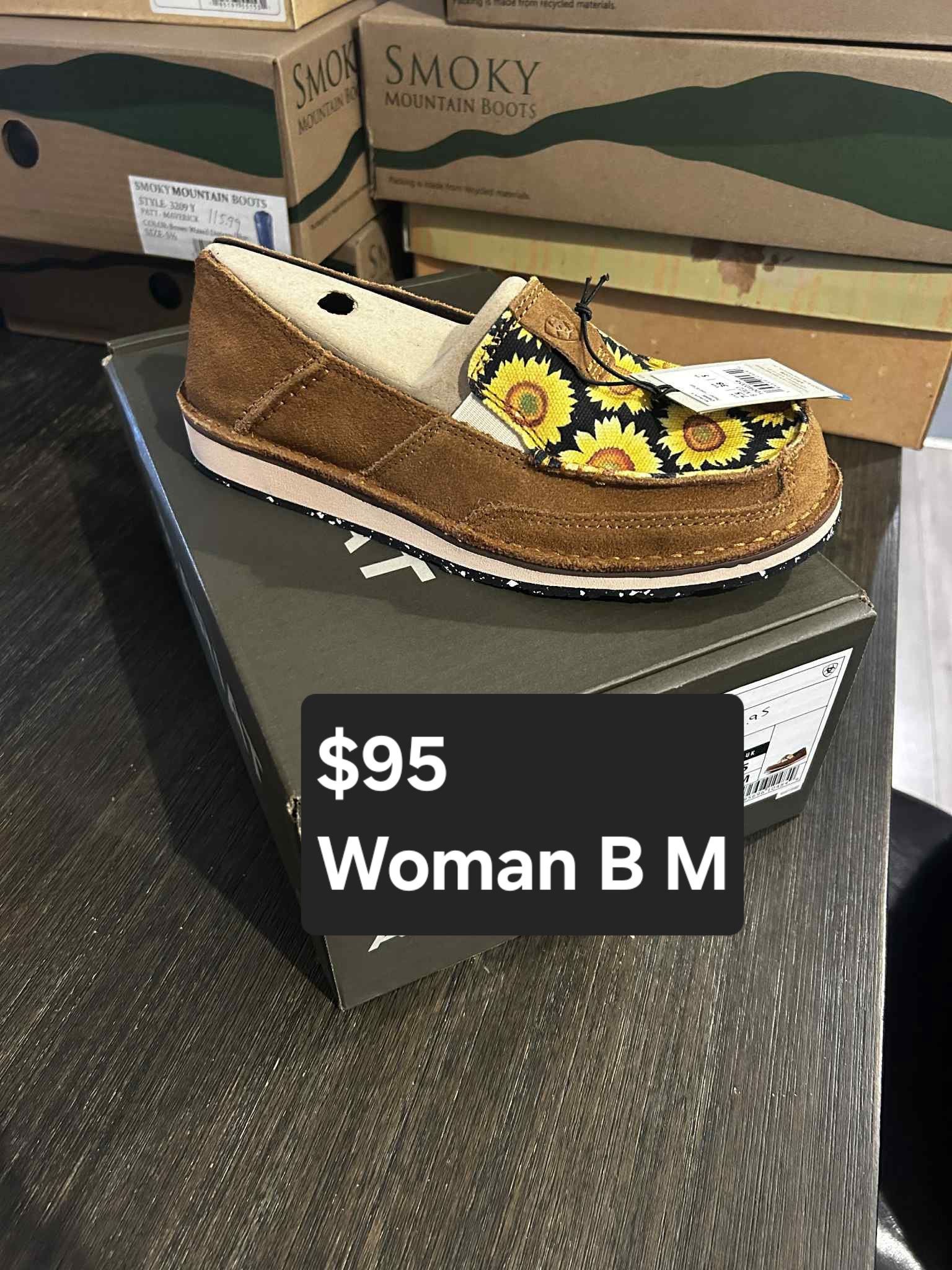 Brown Sunflower Women’s Cruisers (Size 7.5) (Brand New)