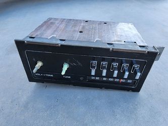 Original 1981 to 1985 Dodge Ram Pickup Truck Dash Push Button AM Radio
