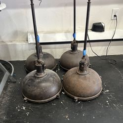 Hanging Pendulum Light. 