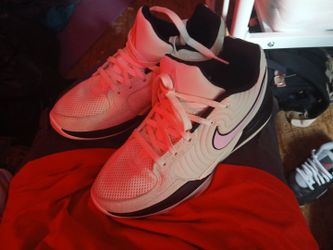 Coconut nike 6.5 shoes