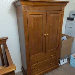 Armoire Dresser