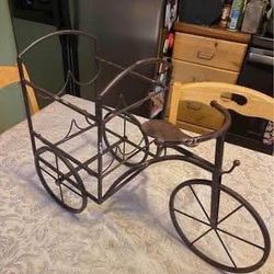 Tricycle bike 4 Bottle Wine Rack. Everett Melvin ave / Broadway pick up area
