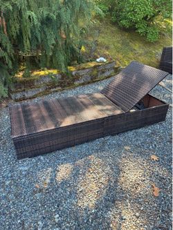 Chaise Lounge