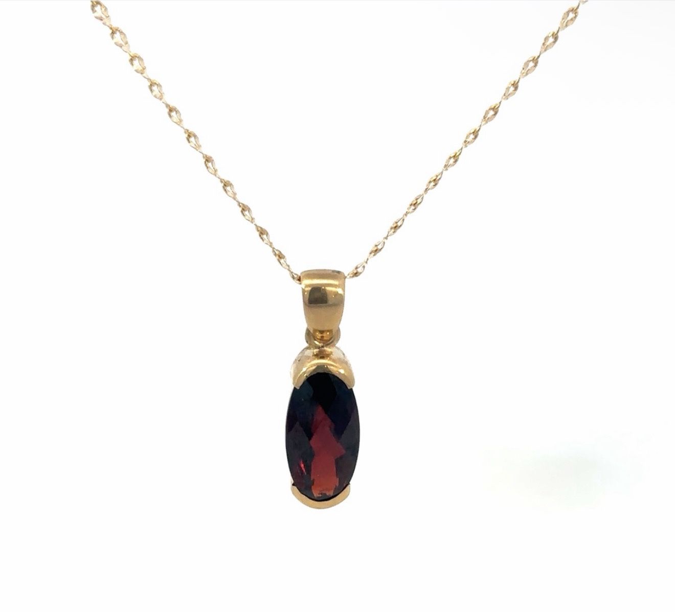 Woman’s Ladies 14k Yellow Gold Oval Red Stone Pendant On An 18” Inch Chain Necklace GP3113270