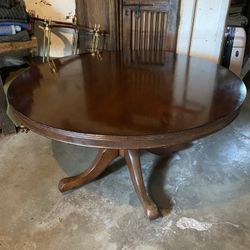 Queen Anne Tilt Top Dining Table 