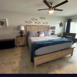 King Bedroom Set