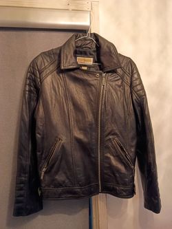 WOMEN'S JACKET SIZE L $50 PICK UP IN SUN VALLEY