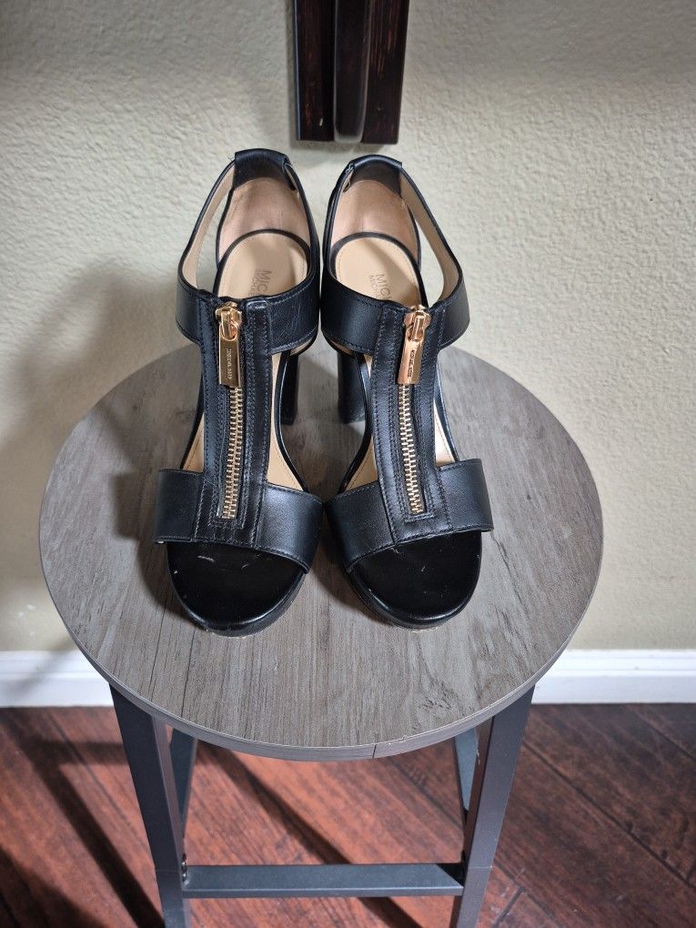 Michael Kors Berkley T-Strap