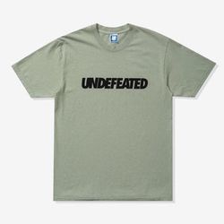 Undefeated Logo Shirt Small NEW