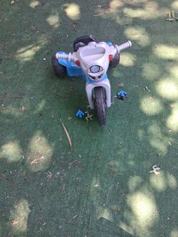Fisher-Price Tough Trike Toddler Tricycle