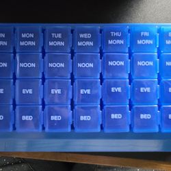 Weekly Pill Container 