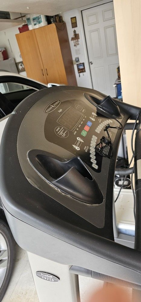 Treadmill Vision Fitness Model TF9250
