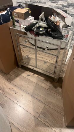 Little stand