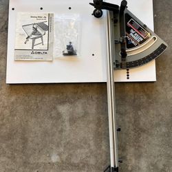 NEW Sliding miter jig table saw Delta 36-205