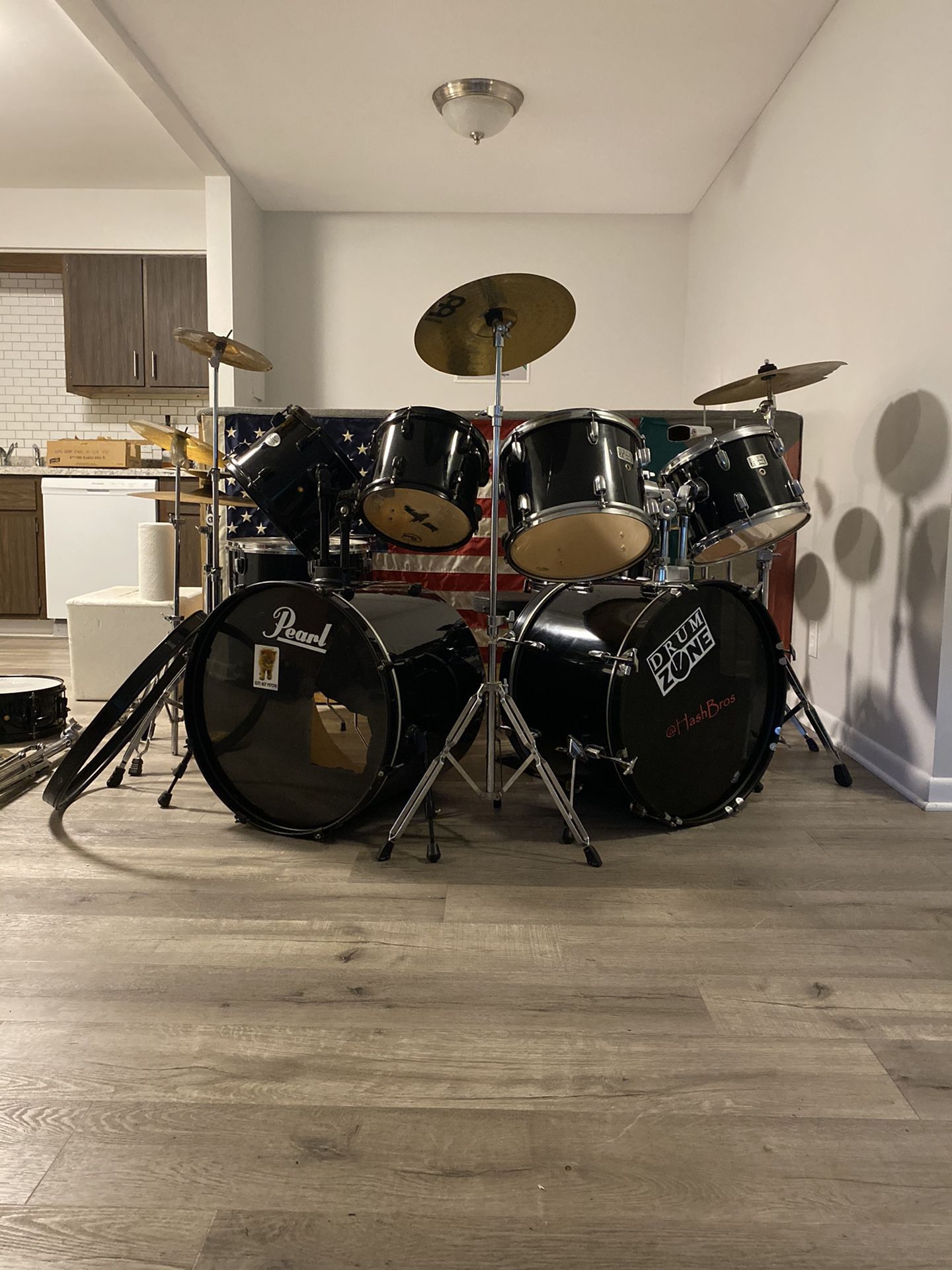 Frankenstein Drum Set (Drum Zone/ Pearl)