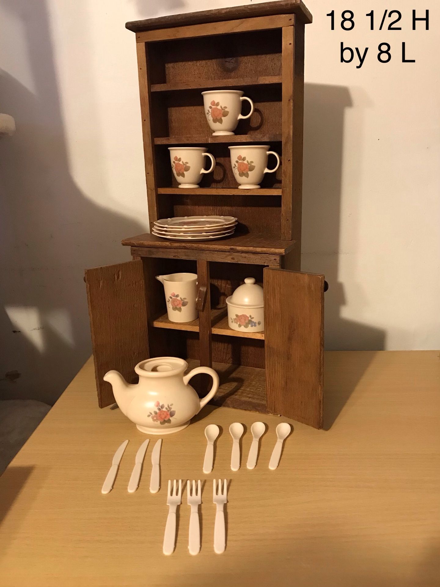 Tea set with wood cabinet