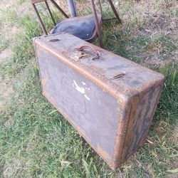 Vintage Antique Mendel Tourist Large Steamer Trunk "From the 30's or 40's Very old travel Trunk"