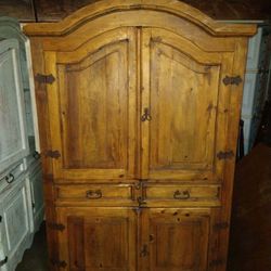ARMOIRE DRESSERS
