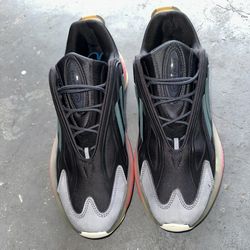 MEN SLIGHTLY USED OZRAH ADIDAS SIZE 11.5 NO BOX SEE PICS