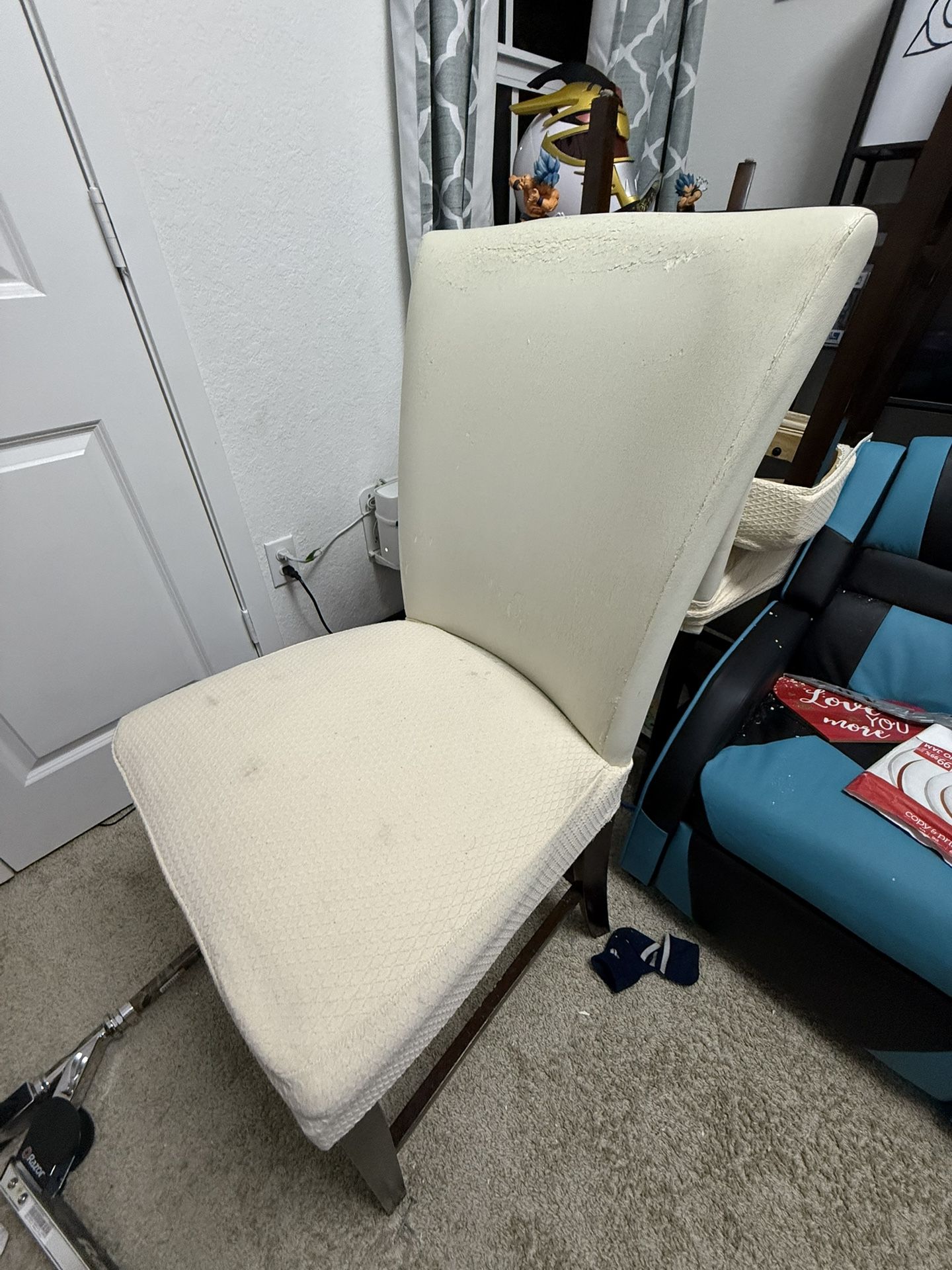 Dining room Table chairs