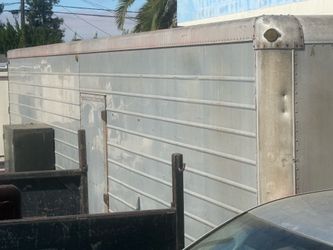 Shipping container 36’