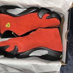 DS Jordan 14 Ferrari gs size 7y