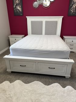 Queen Size Bedroom Set 